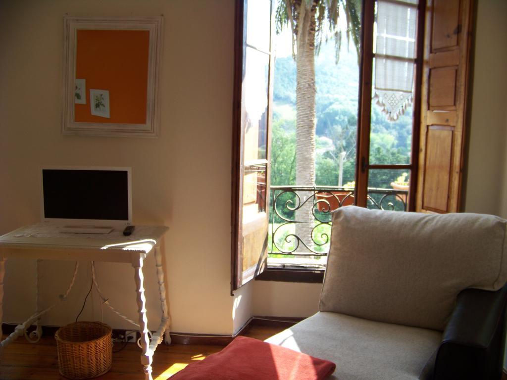 B&B El Jardin De Aes Puente Viesgo Exterior foto